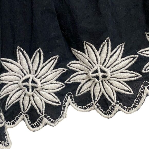 Charter Club Midi Black Skirt Size12P White Floral Embroidery Boho Hippie Emo - Picture 6 of 11